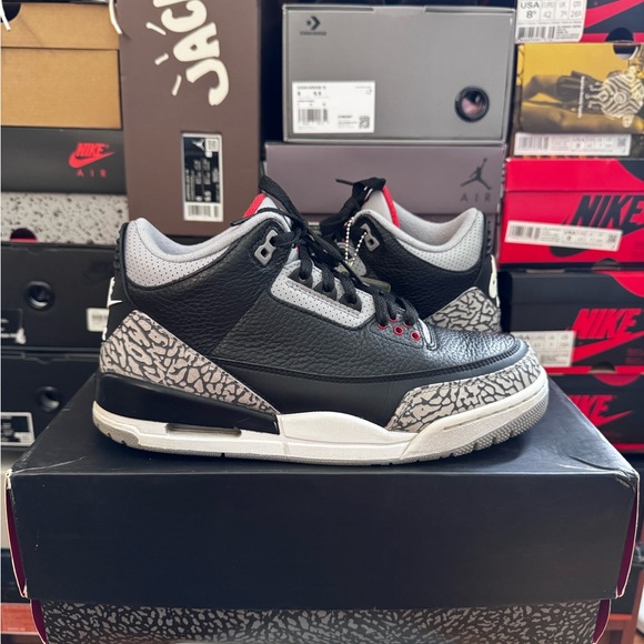 Size 8 - Jordan 3 Black Cement (2018) - Picture 3 of 9